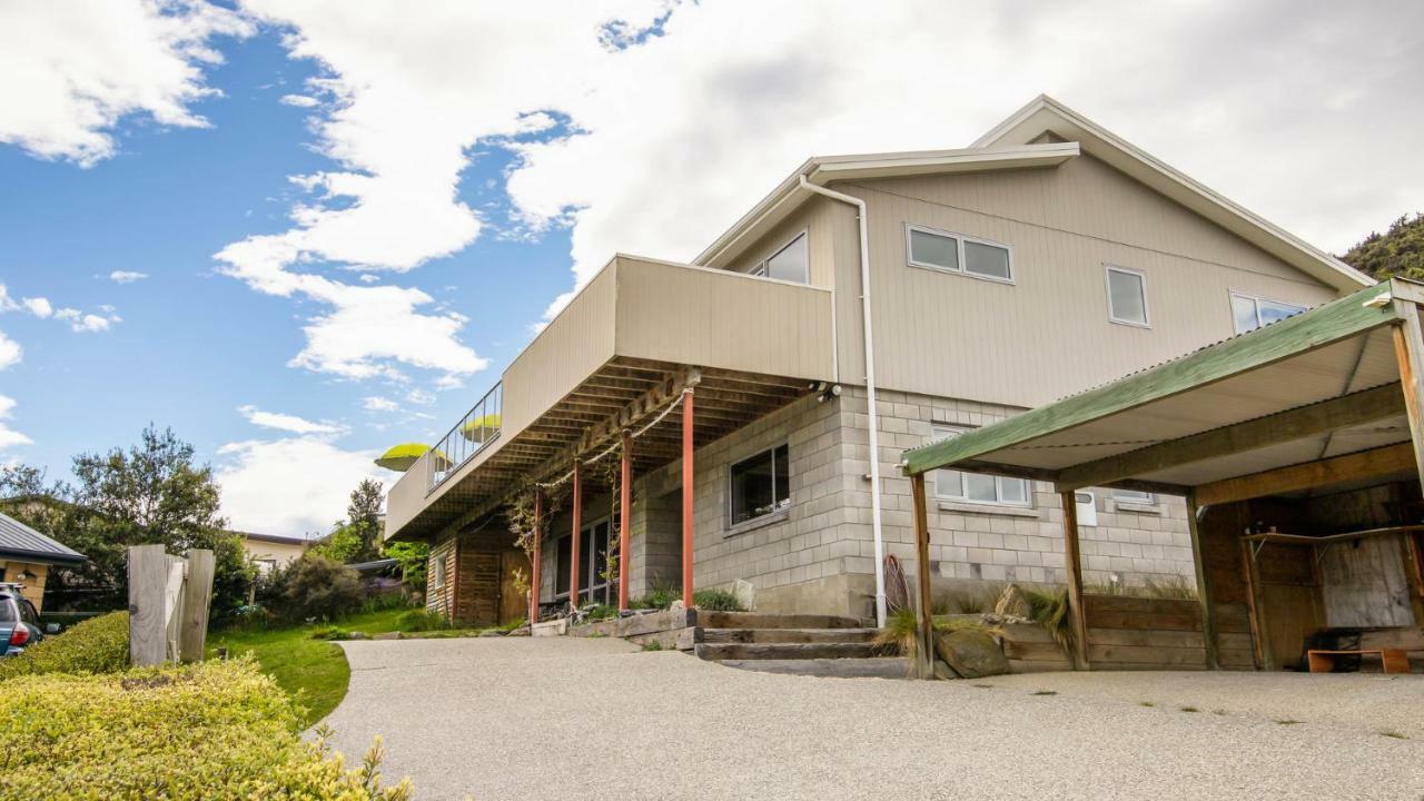Mount Iron Edge Villa Wanaka Exterior photo
